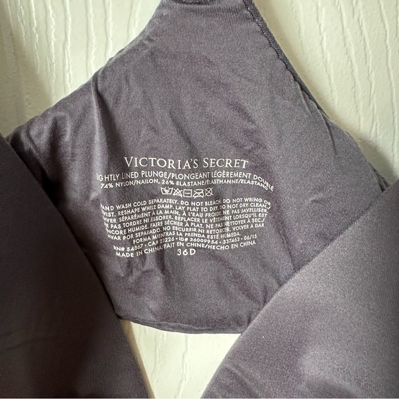 VS - Racerback Wirefree bra 36D - Picture 2 of 3